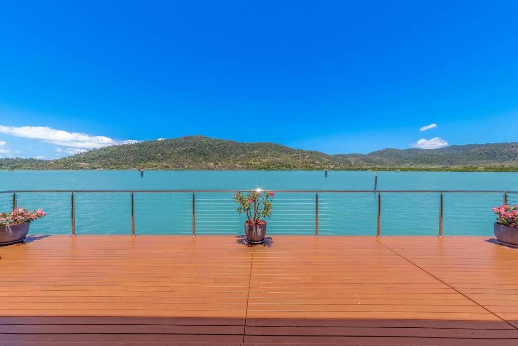 14 The Cove - Waterfront Whitsunday *