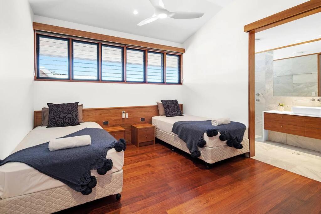 14 The Cove - Waterfront Whitsunday Airlie Beach