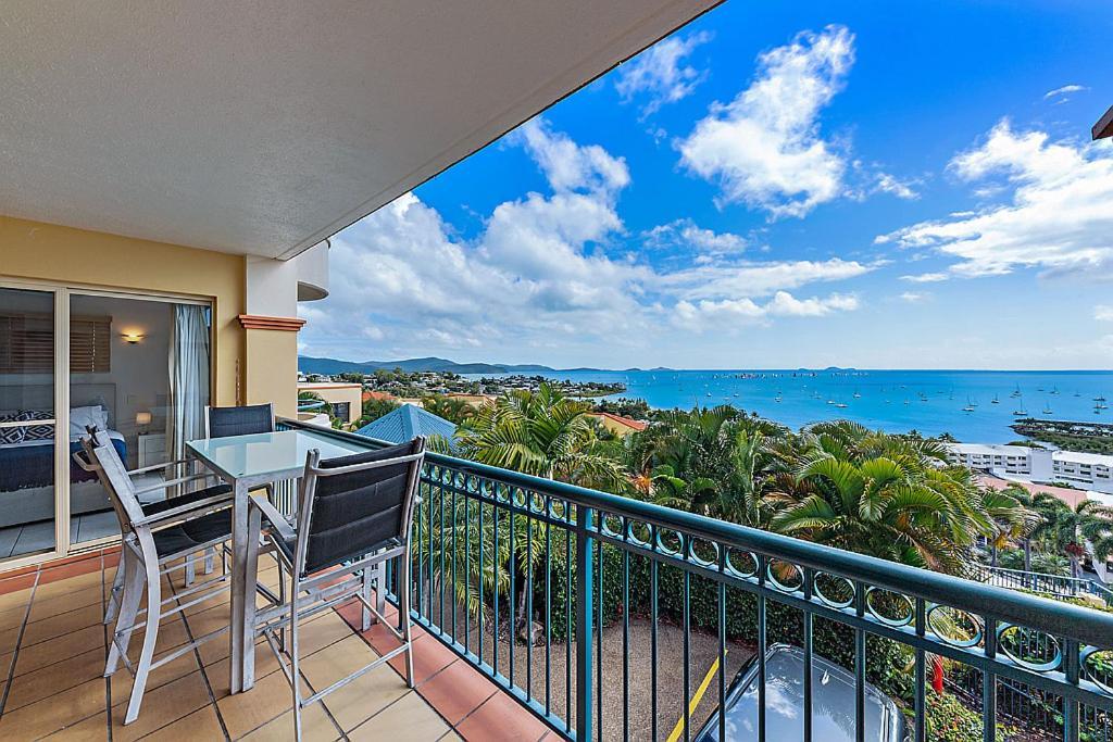 Point Break On Airlie Apartment Airlie Beach