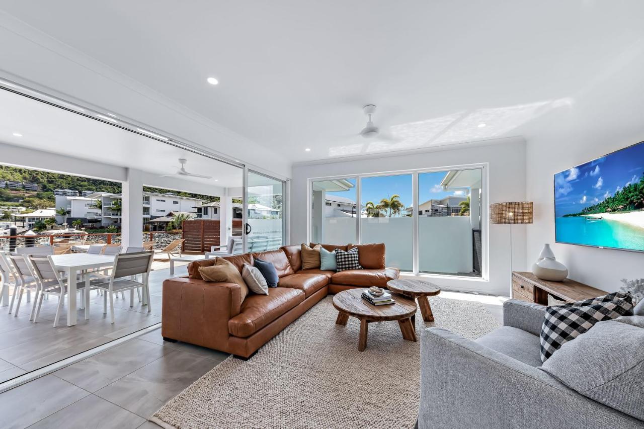 Cove 18 - Luxury House Holiday home Airlie Beach