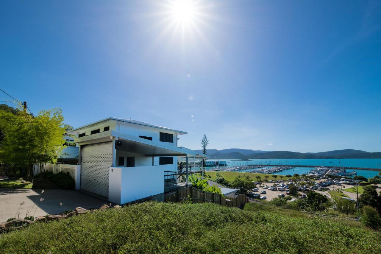Holiday home Airlie On Airlie