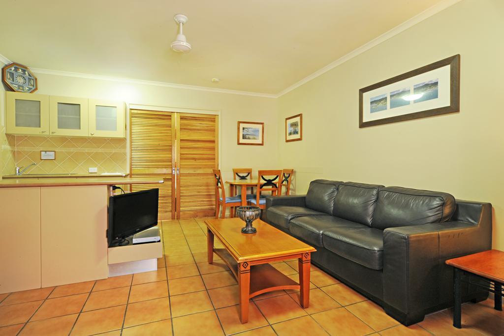 At Boathaven Bay 4* Airlie Beach