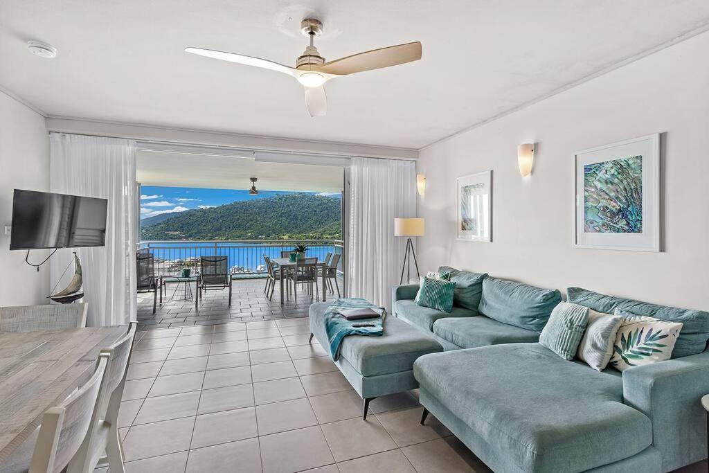 Sea La Vie * Airlie Beach