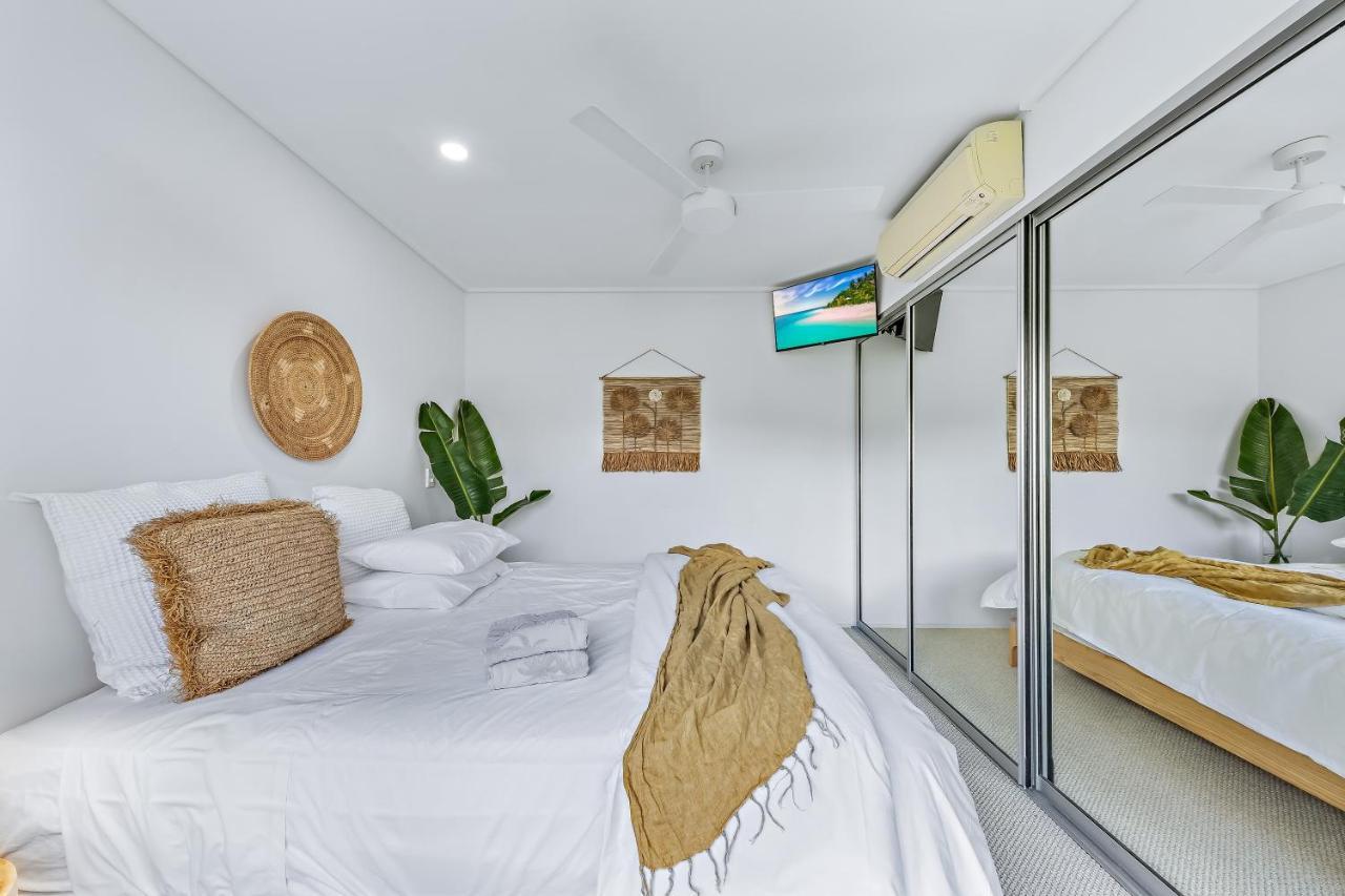 Three B Airlie 2 Bedroom Unit Seaviews & Pool *