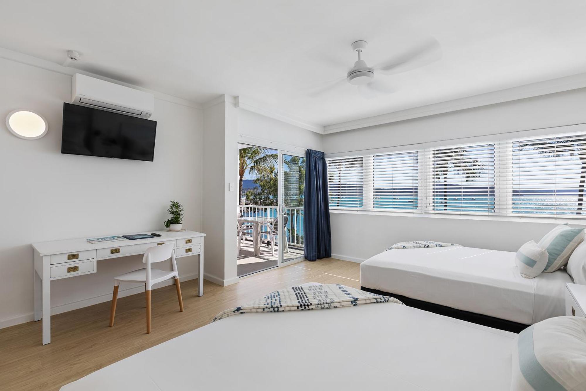 Coral Sea Airlie Beach