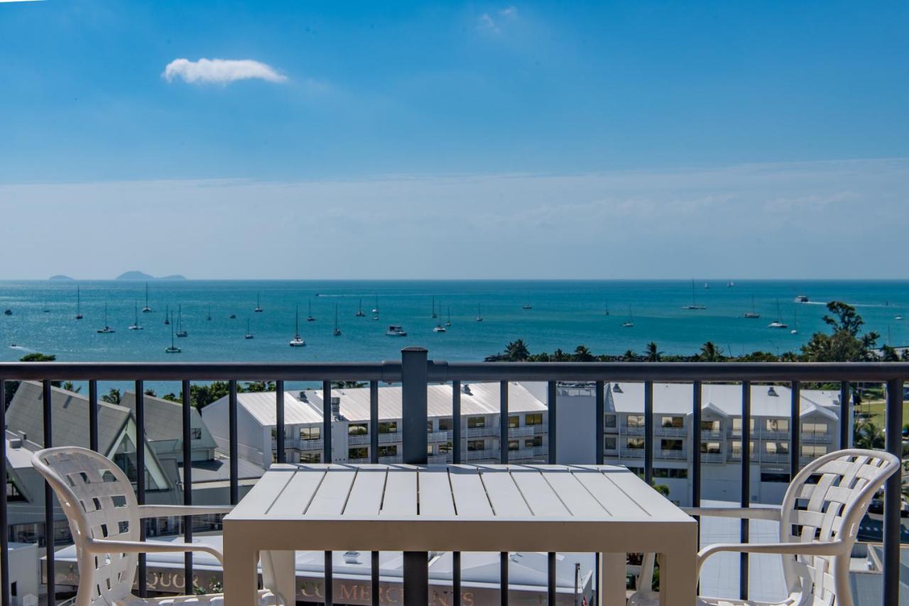 Ocean Views 16 Pool & Wi-fi