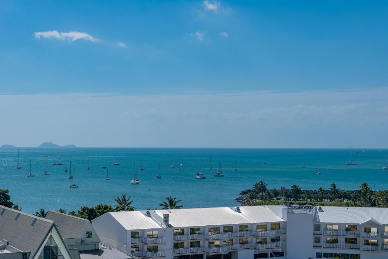 Ocean View 16a Pool & Wi-fi * Airlie Beach