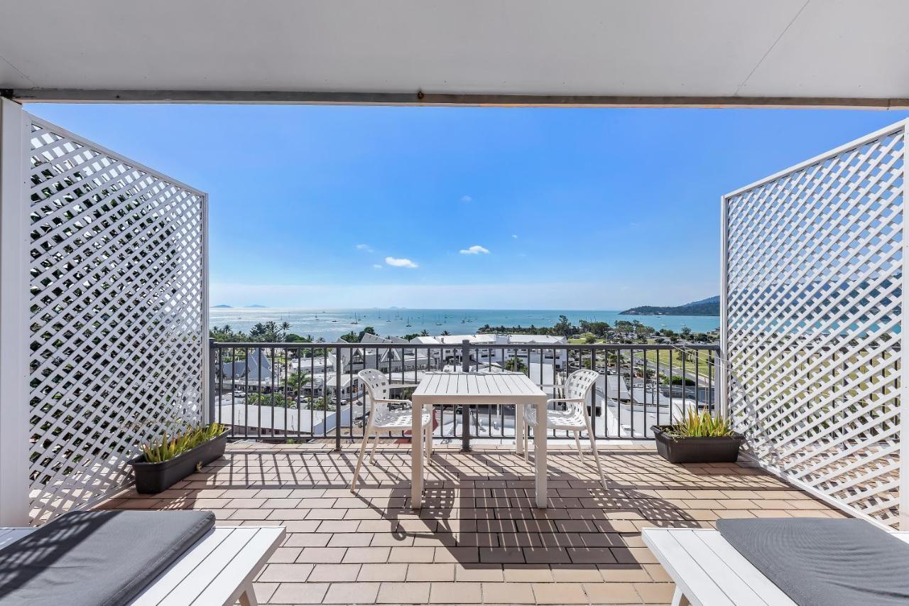 Ocean View 16a Pool & Wi-fi Apartment *