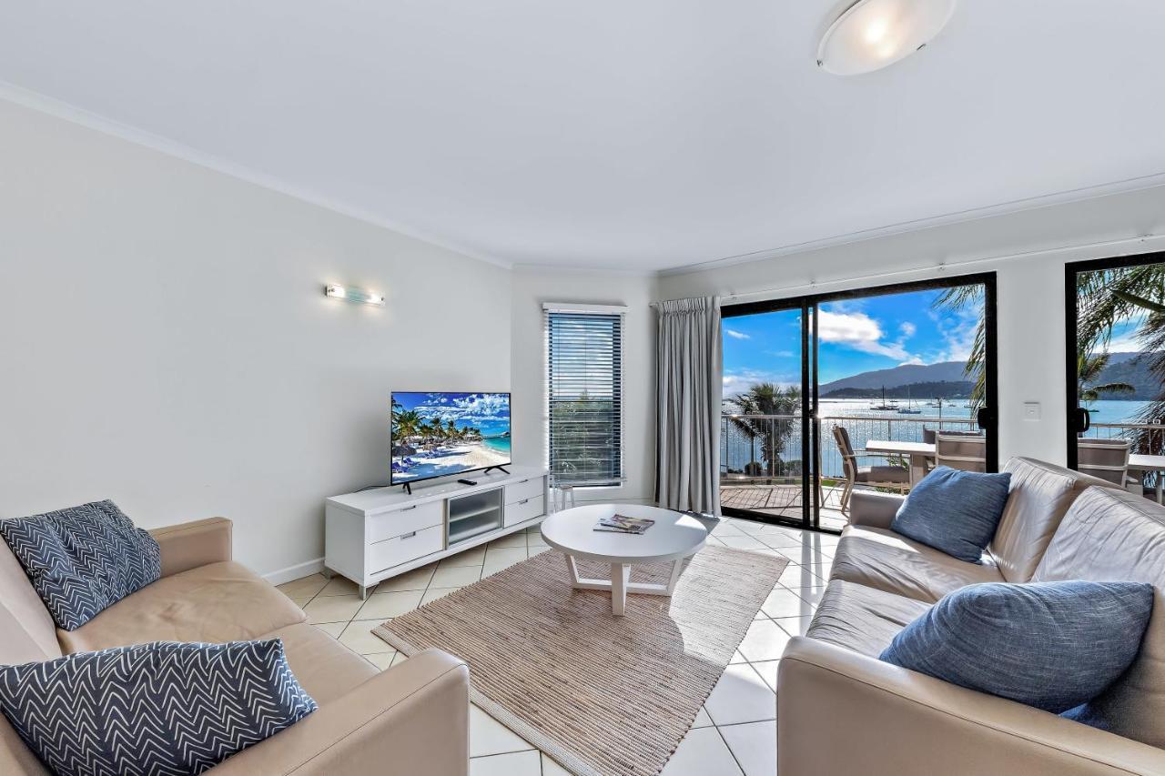 Whitsunday Beachfront On Broadwater Apartment *