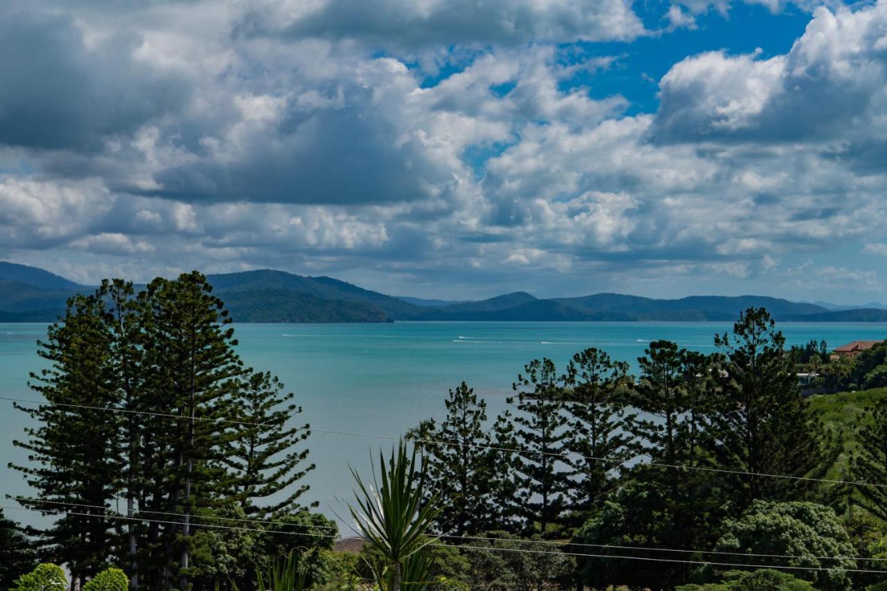 Whitsunday Beachfront On Broadwater Airlie Beach