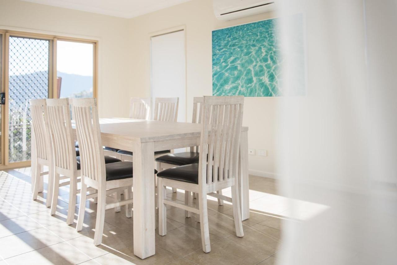 The Power House - Views & Holiday home Airlie Beach