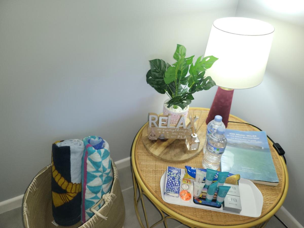 Funnel Bay Escape Free Wifi Airlie Beach
