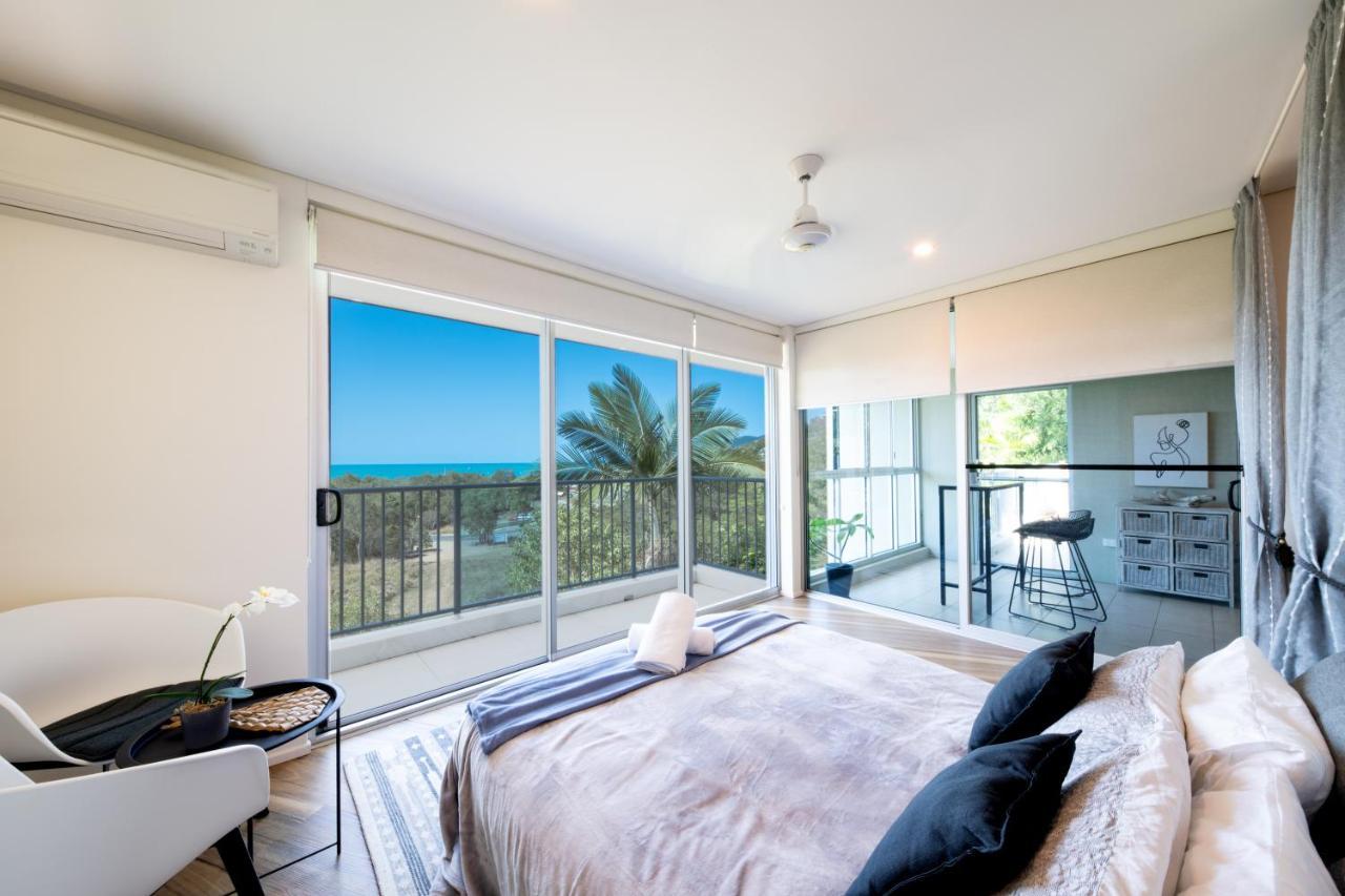 Picture Perfect On Azure Airlie Beach