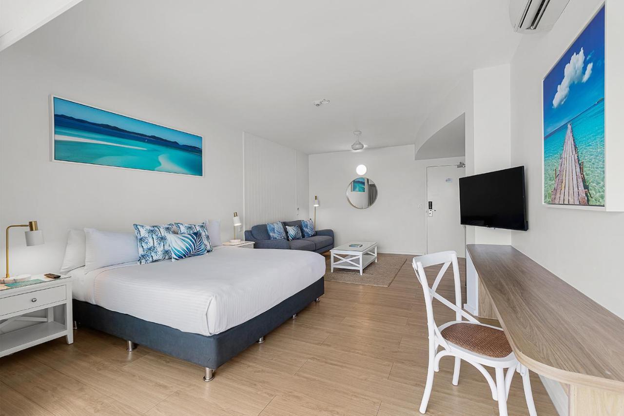 Coral Sea 4* Airlie Beach