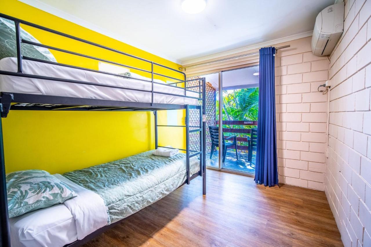 The Hostel, Airlie