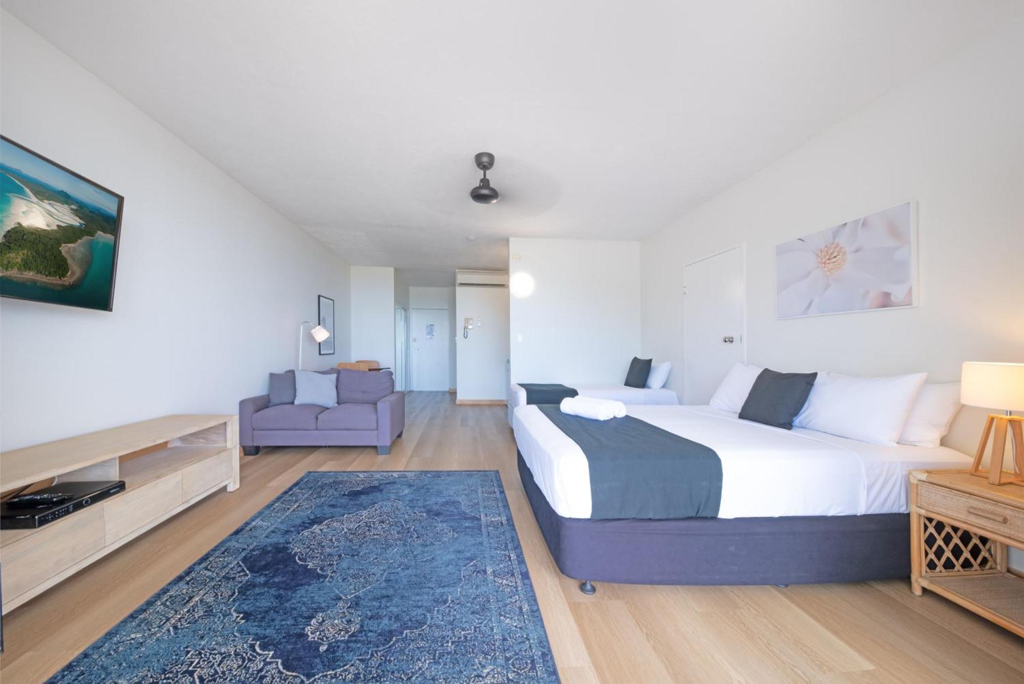 Ocean Views At Whitsunday Terraces Aparthotel Airlie Beach