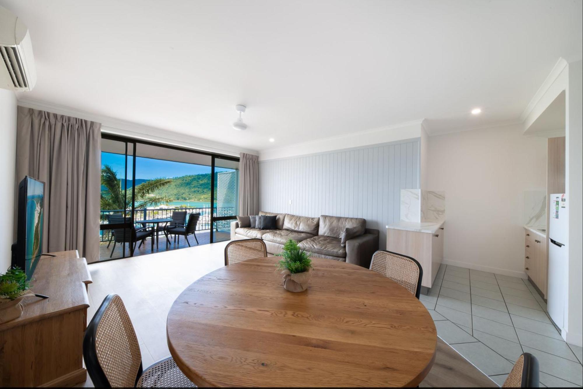 Ocean Views At Whitsunday Terraces Aparthotel