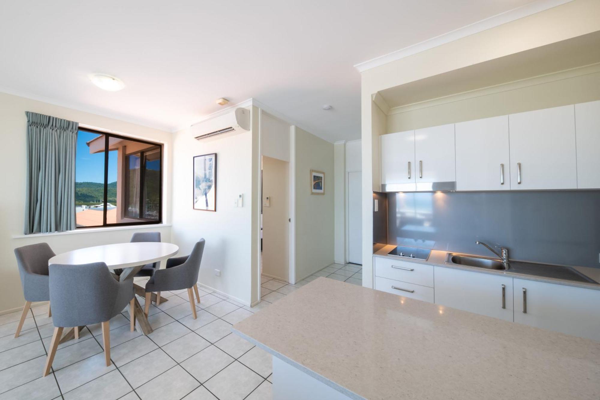 Ocean Views At Whitsunday Terraces