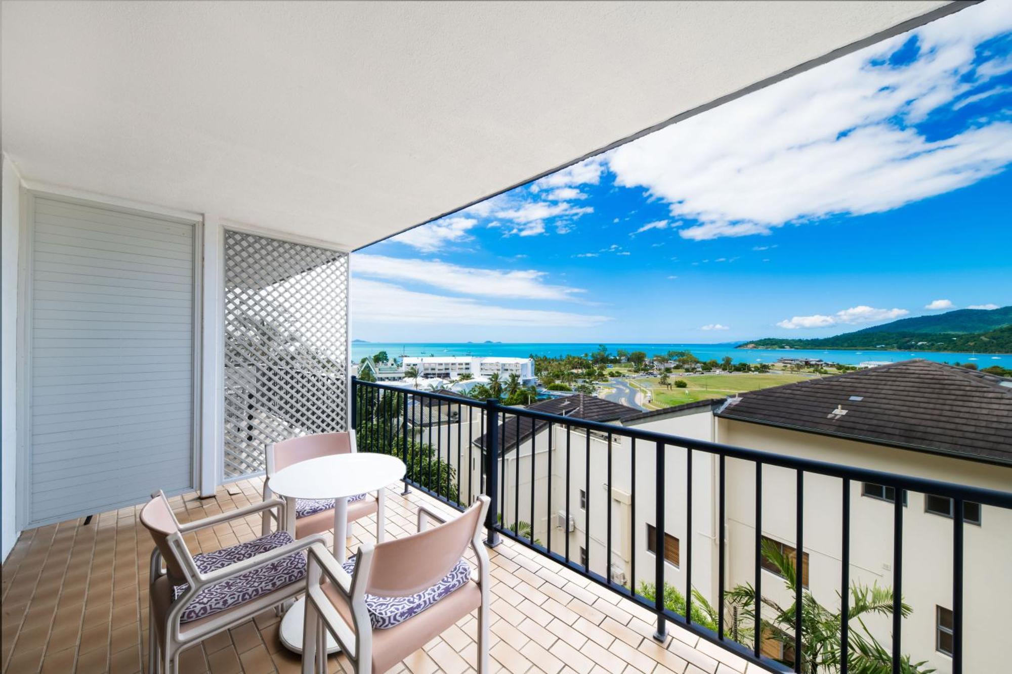 Ocean Views At Whitsunday Terraces Airlie Beach
