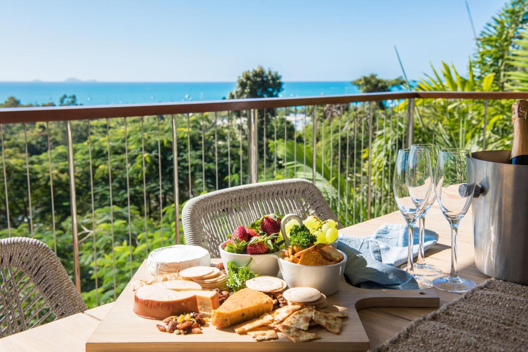 Bellevue - Airlie Holiday home