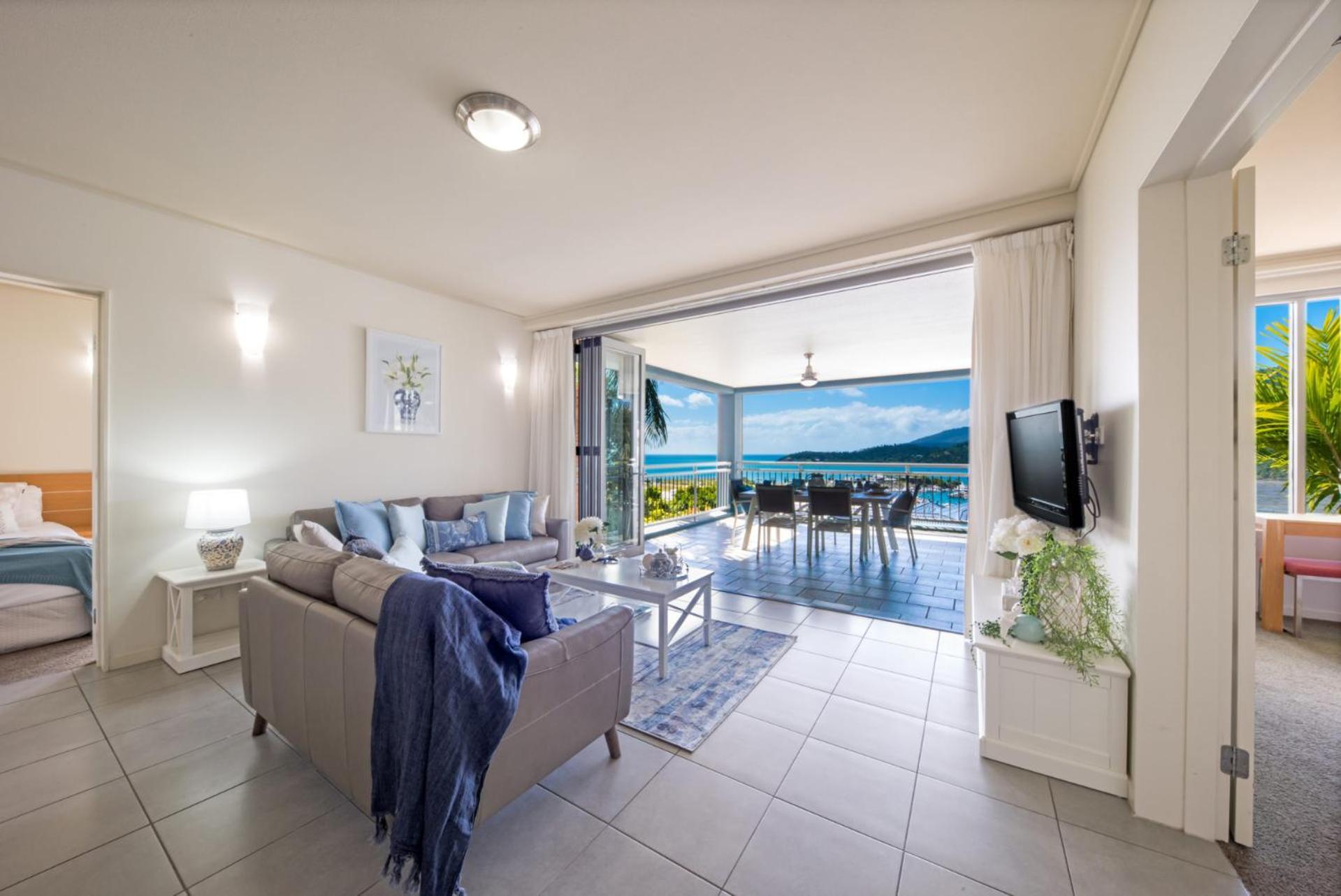 Coastal Charm On Airlie *