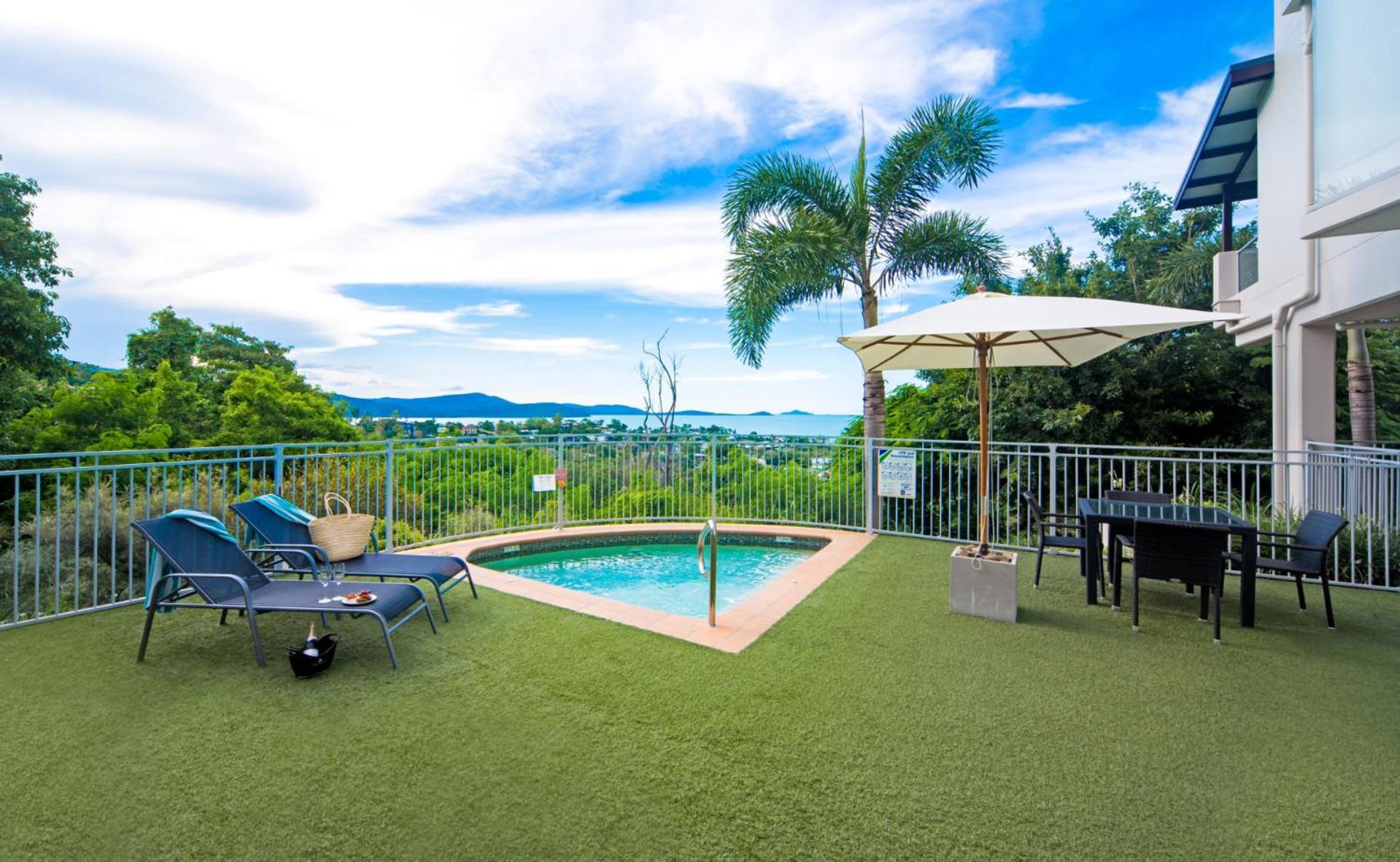 Rendez-vous Chez L'eah * Airlie Beach