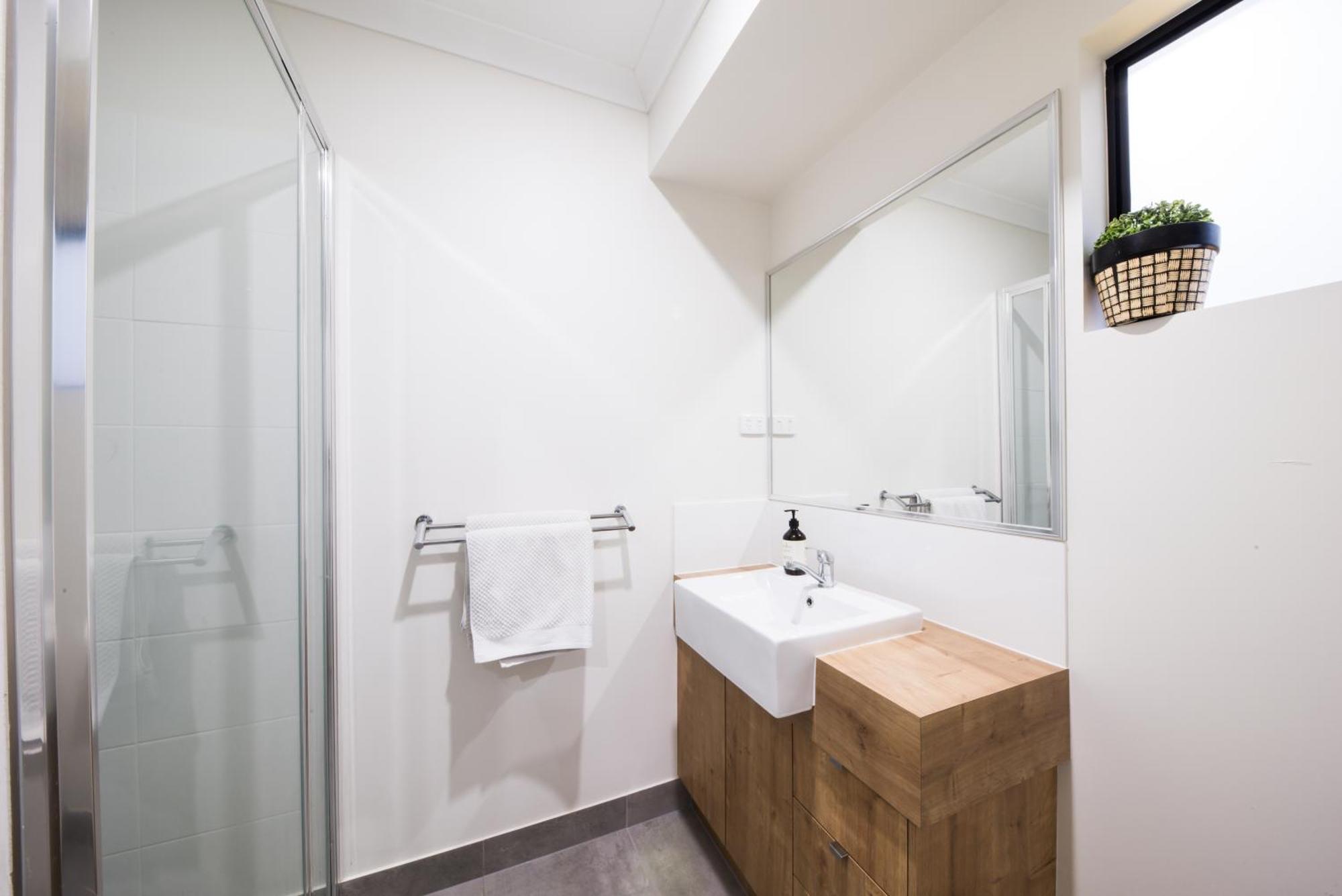Whitsunday Whisper Terrace - Townhouse Pets Airlie Casa de férias Airlie Beach