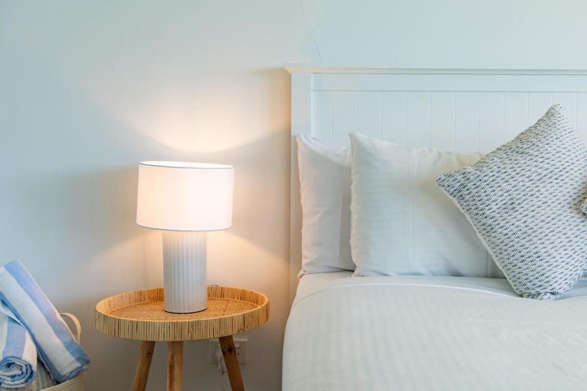 Serenity And Views At Searene 21 Apartment