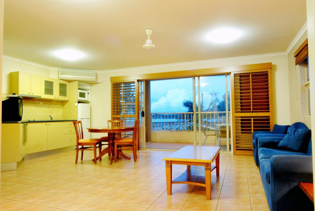 At Boathaven Bay 4* Airlie Beach