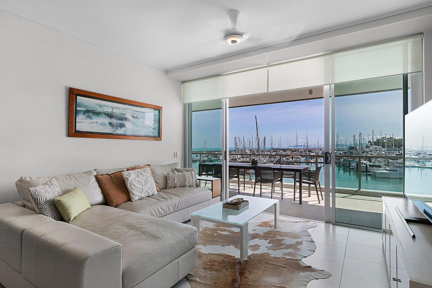 Peninsula Airlie 5*