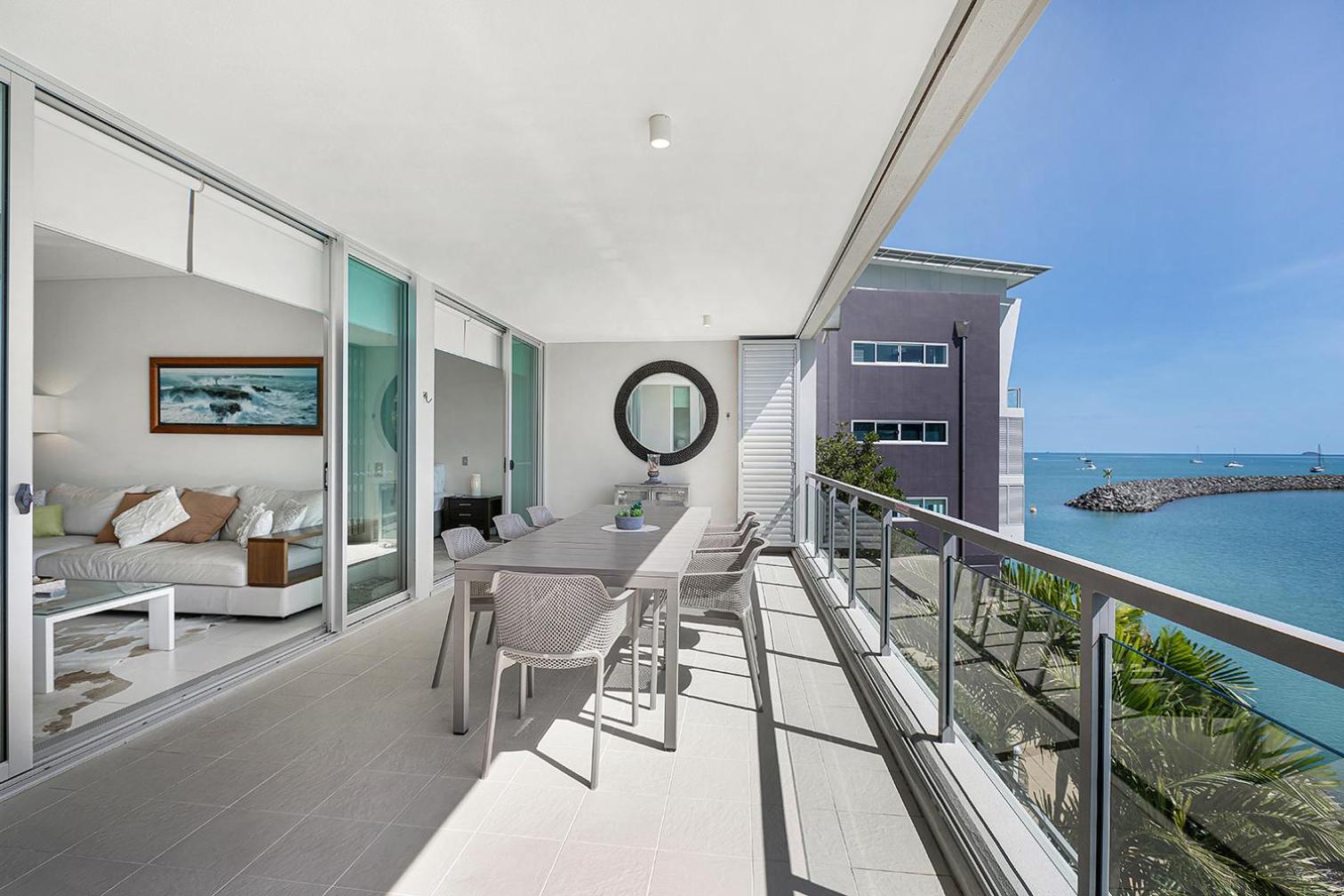 Peninsula Airlie Airlie Beach