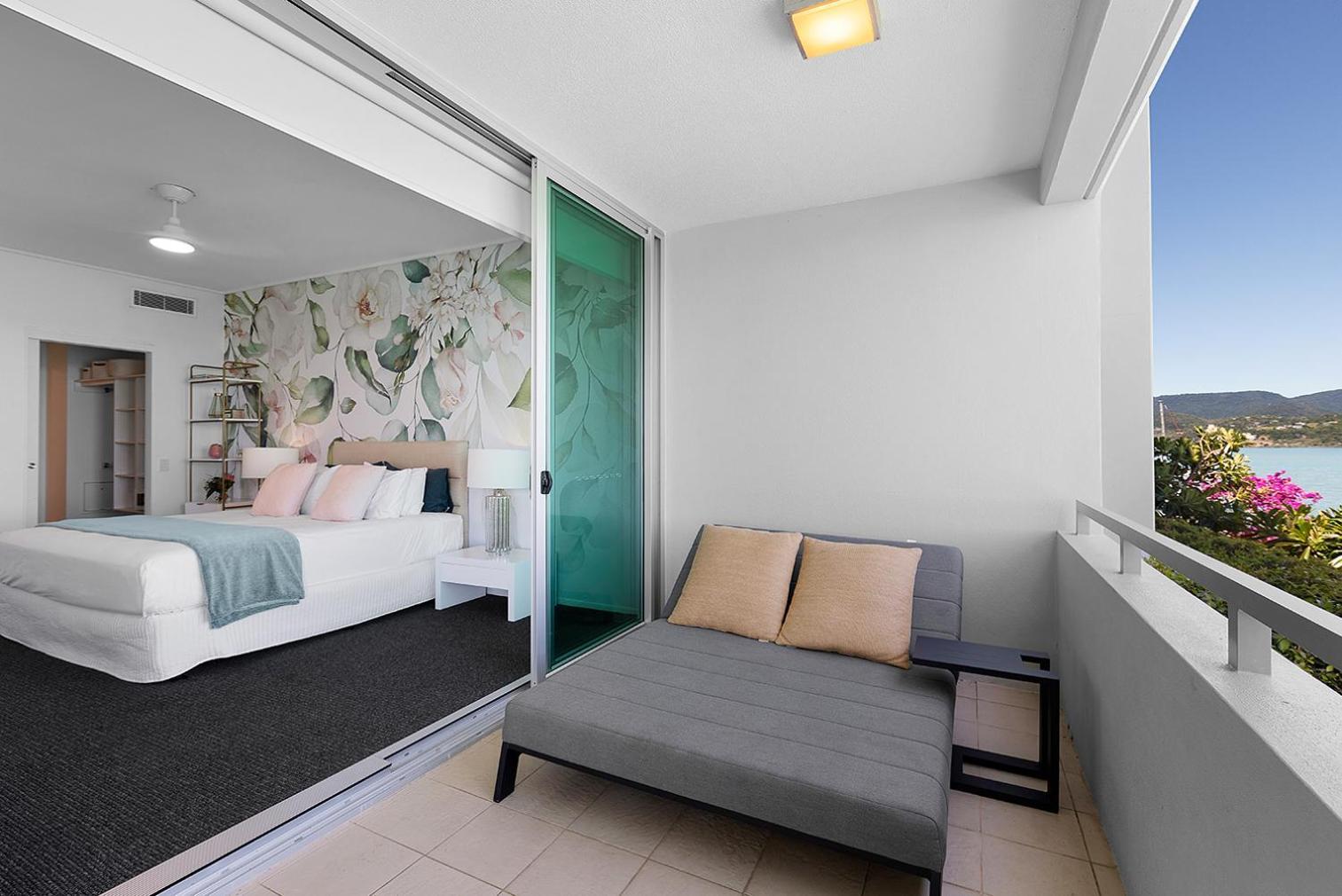 Peninsula Airlie