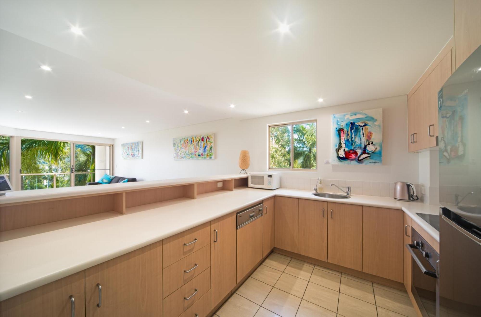 Phil's Place On Airlie * Airlie Beach