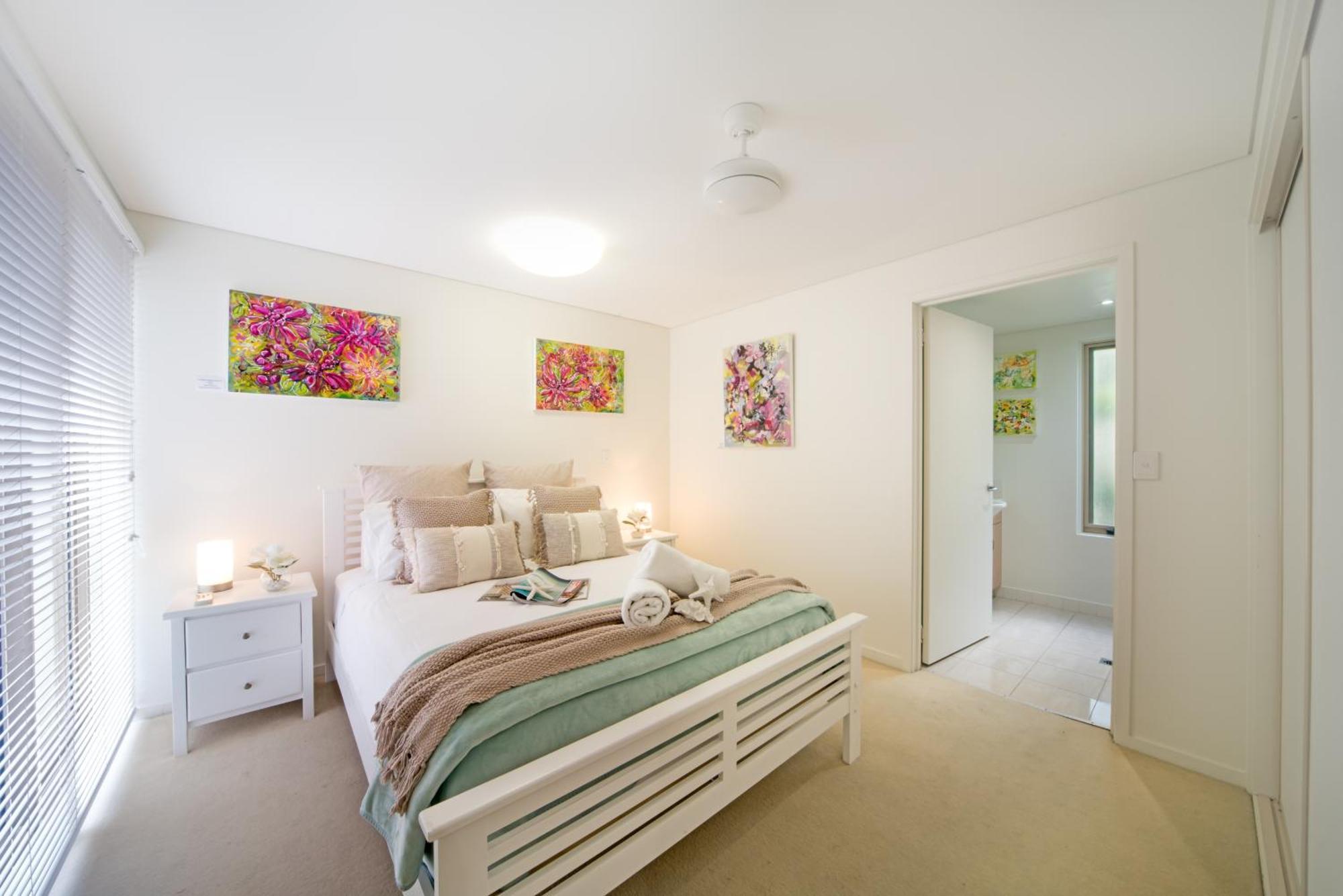 Phil's Place On Airlie