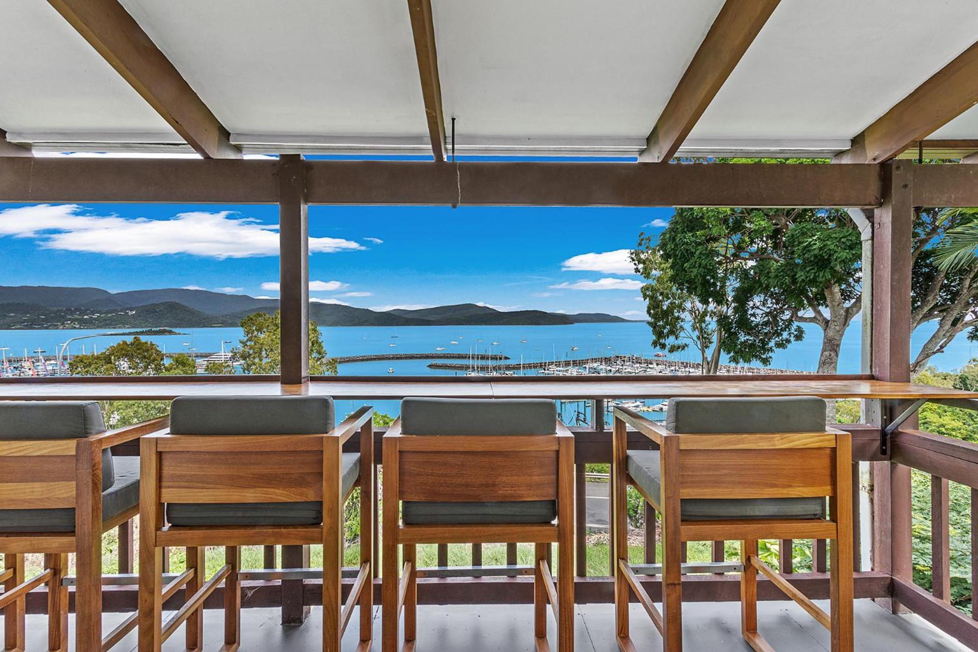 Holiday home Sailor's Lookout Airlie Beach