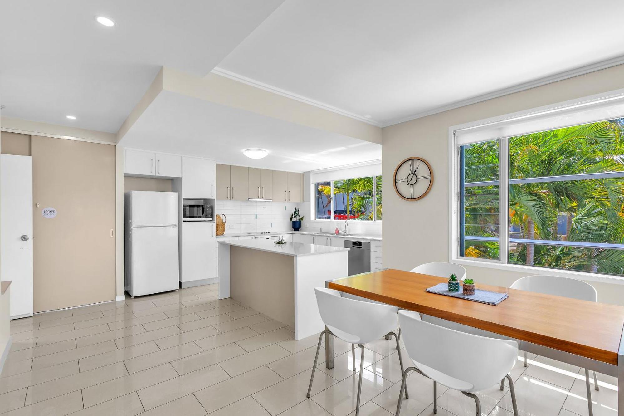 30 Airlie Bliss At The Summit
