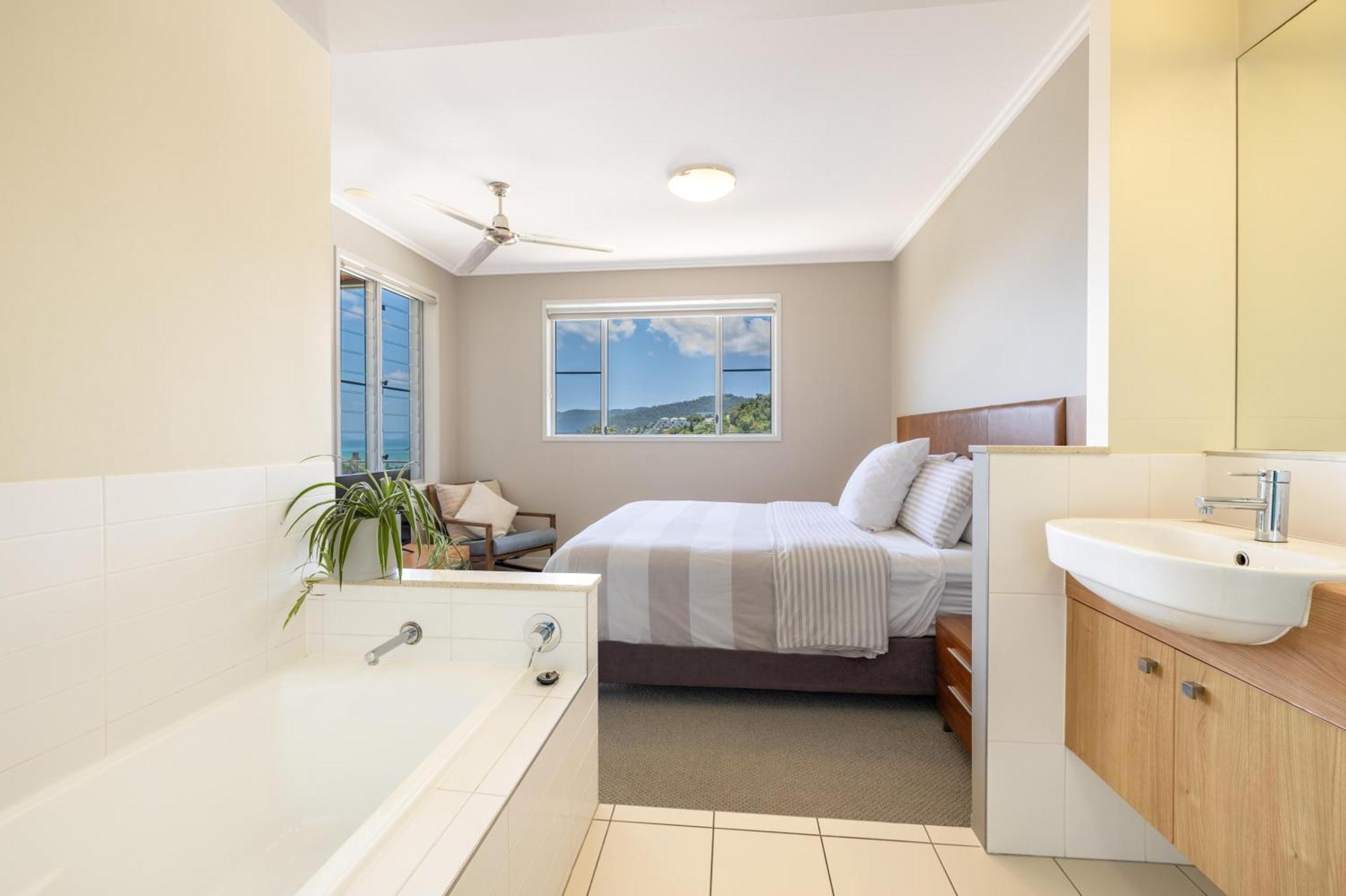30 Airlie Bliss At The Summit Holiday home