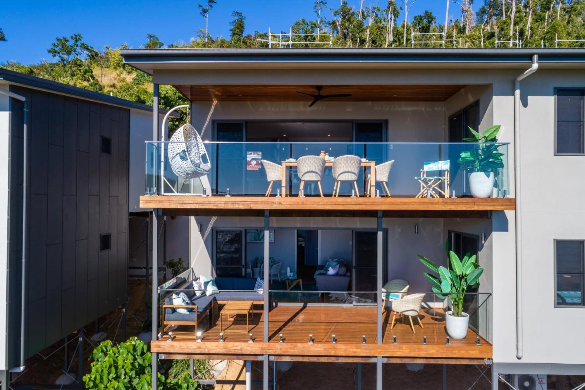 Relax & Daydream At 2 Elementa Holiday home Airlie Beach