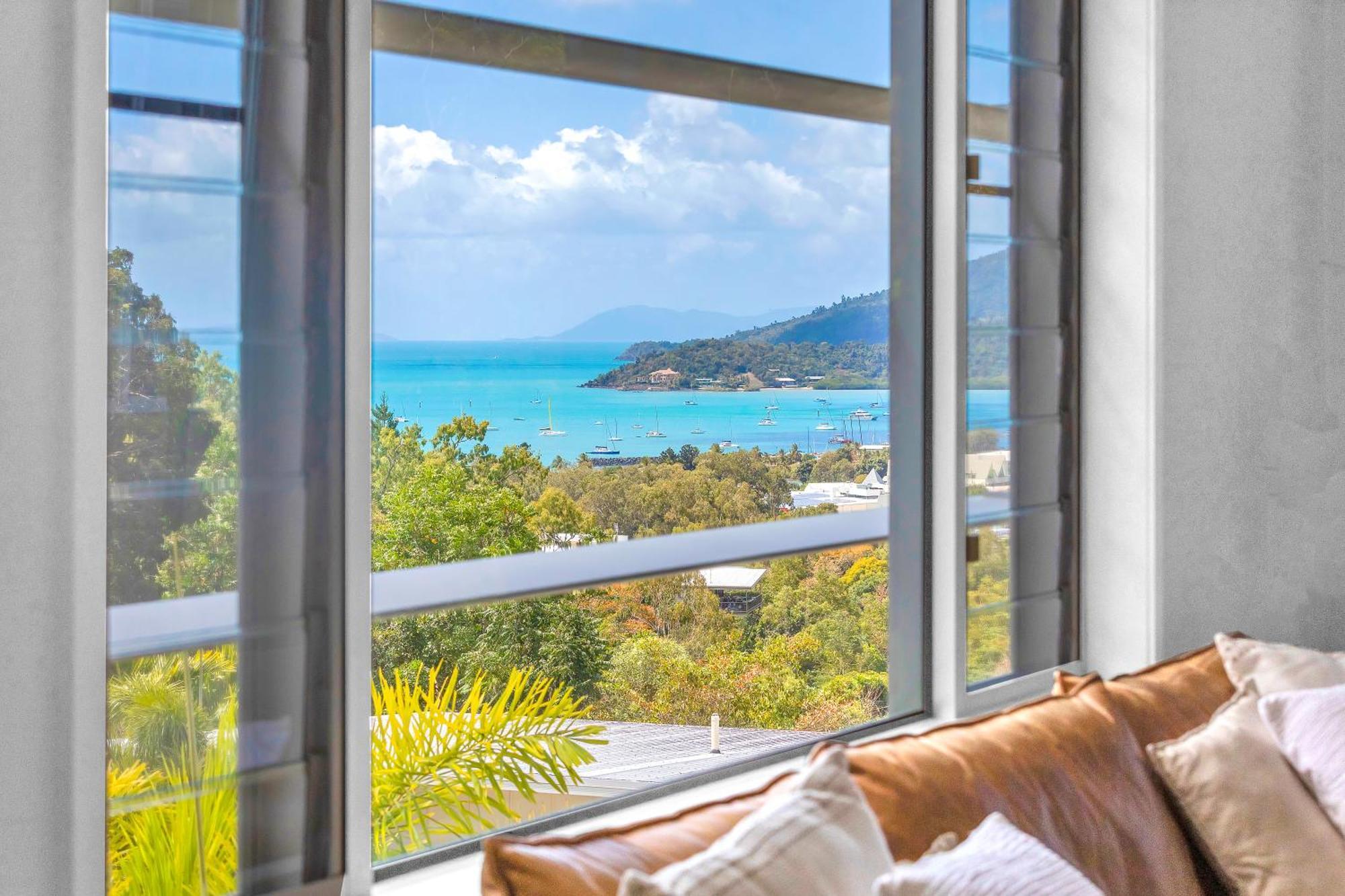 30 Airlie Bliss At The Summit
