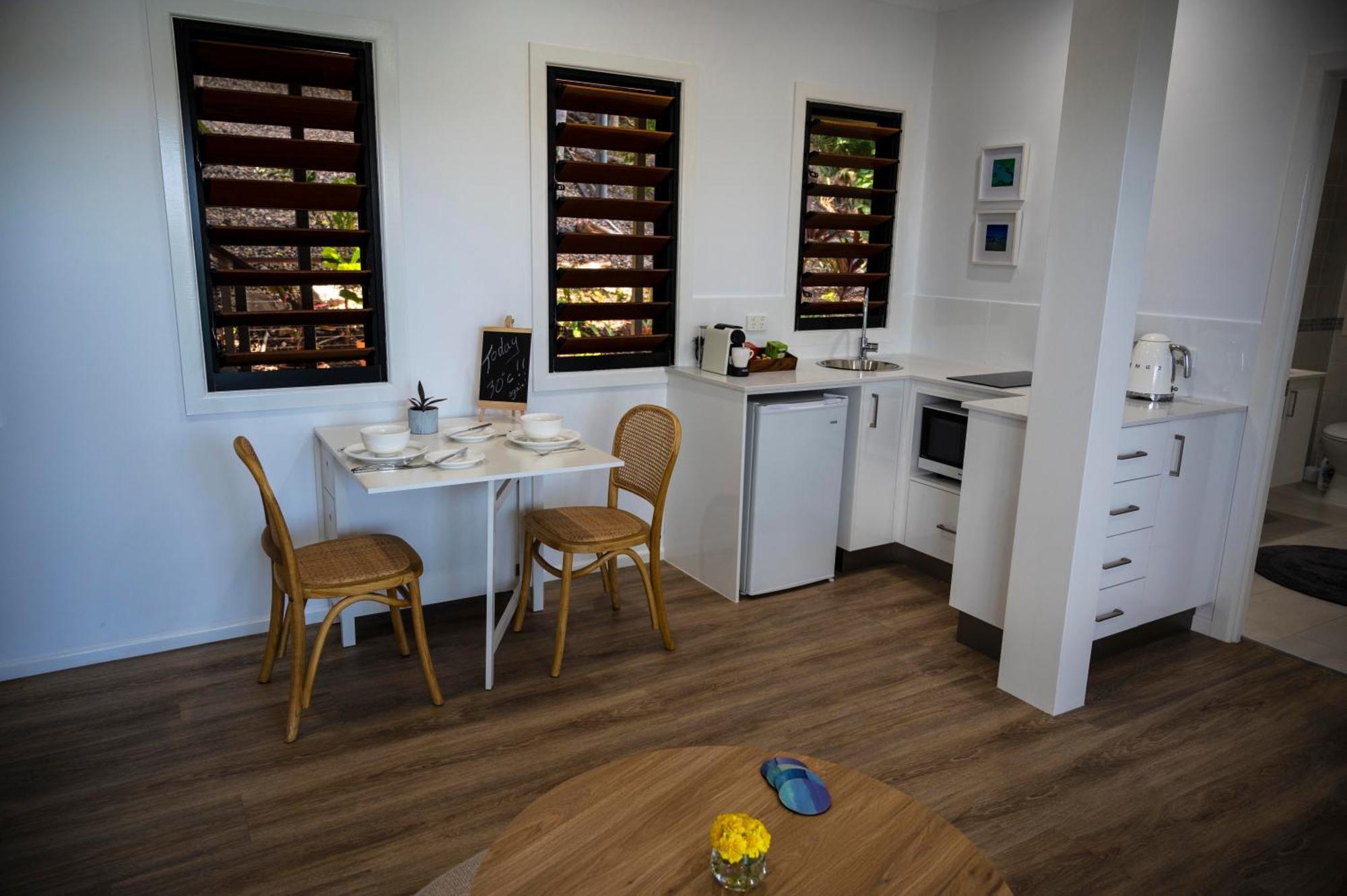 Fabulous 2 Bedroom With Private Pool
