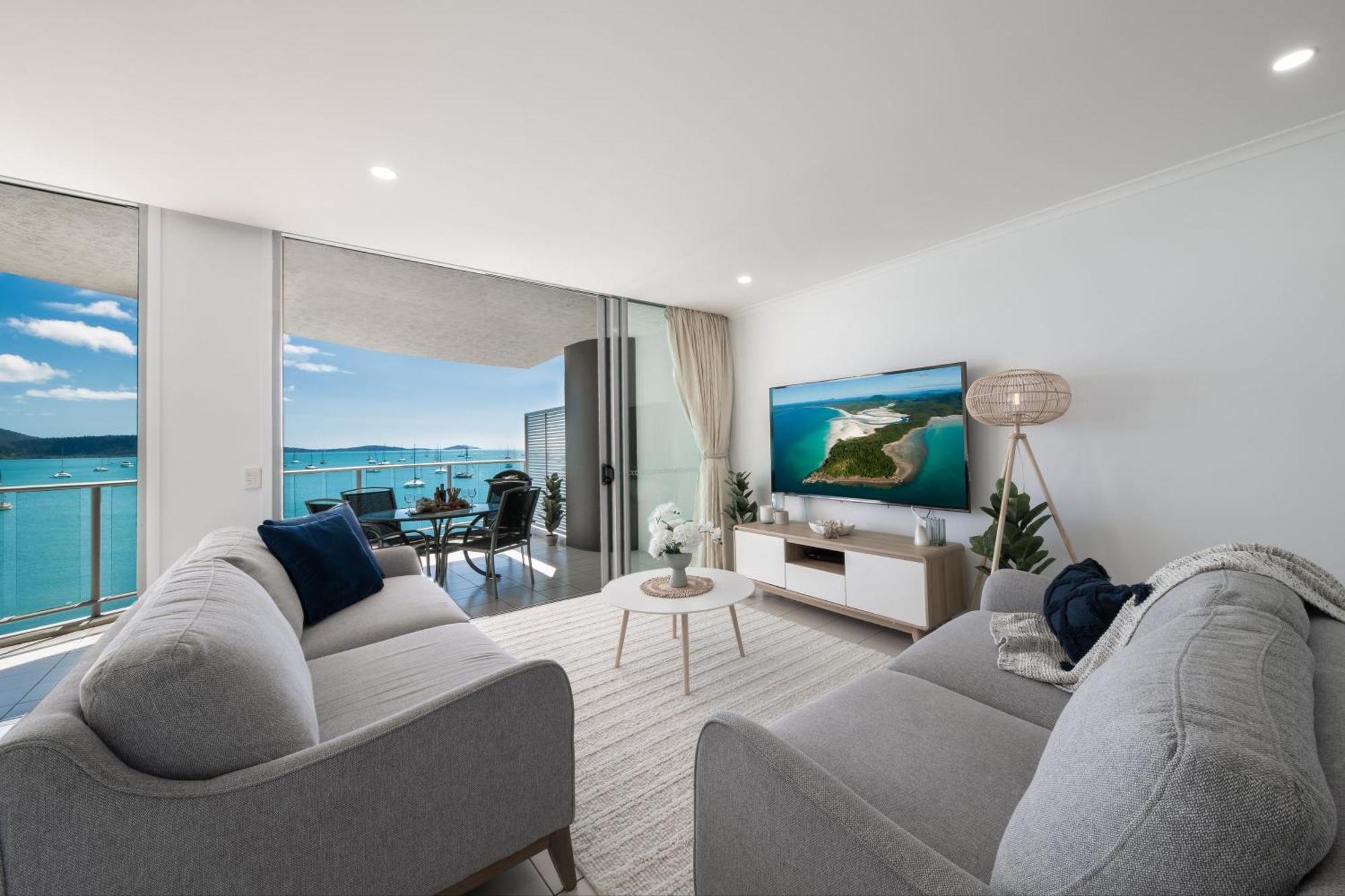 Apartment Penthouse Oasis On Airlie Airlie Beach