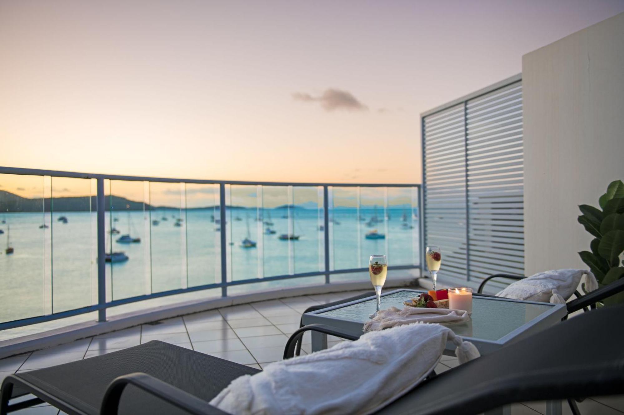 Apartment Penthouse Oasis On Airlie Airlie Beach