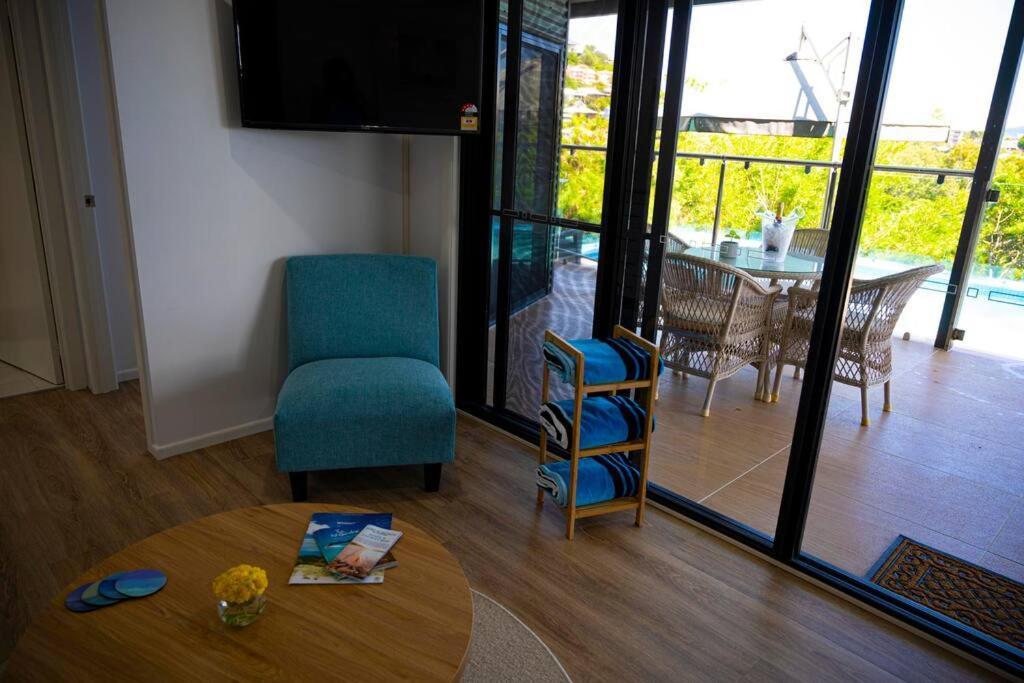 Fabulous 2 Bedroom With Private Pool Apartment
