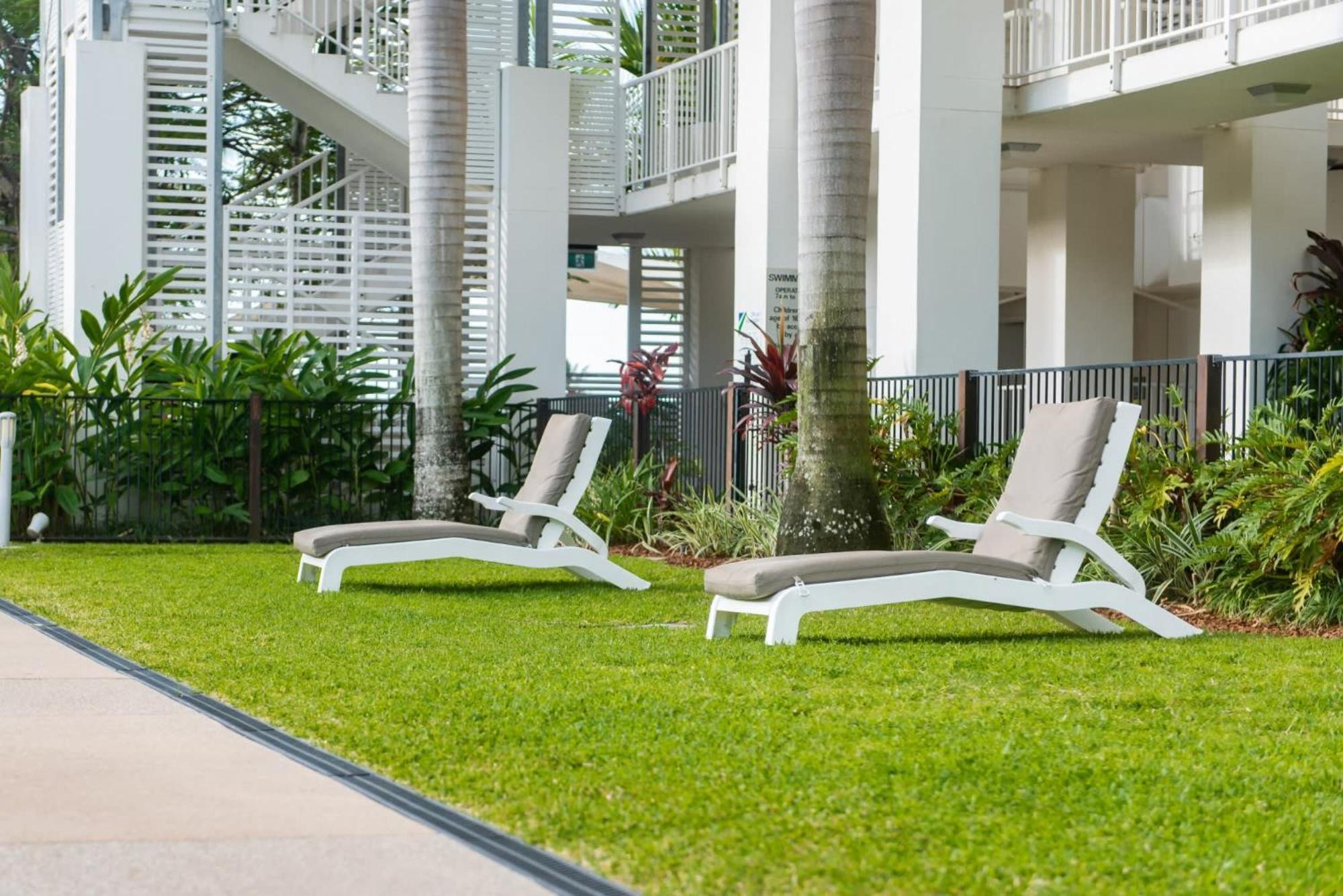 Marina Views At The Boathouse Apartment *