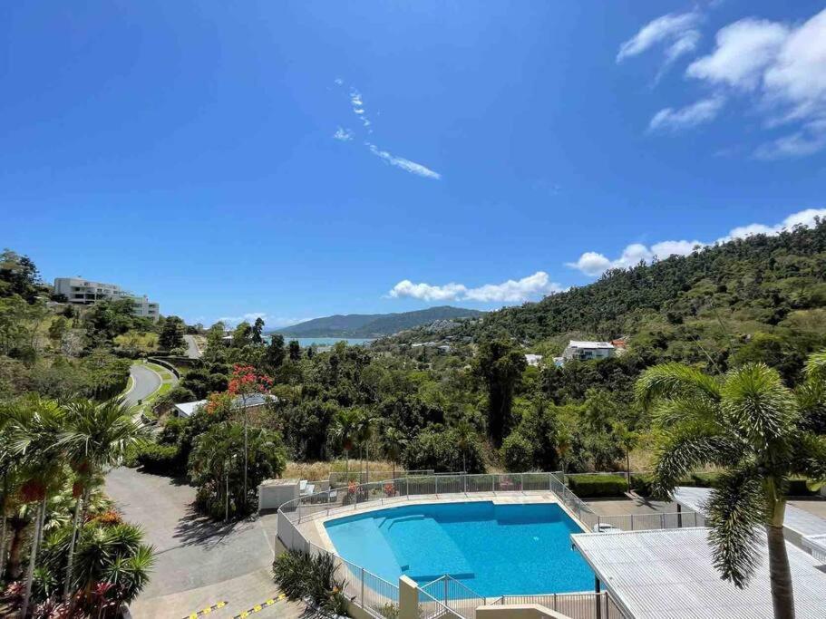 Apartment Whitsundays Ocean & Rainforest Views Airlie Airlie Beach