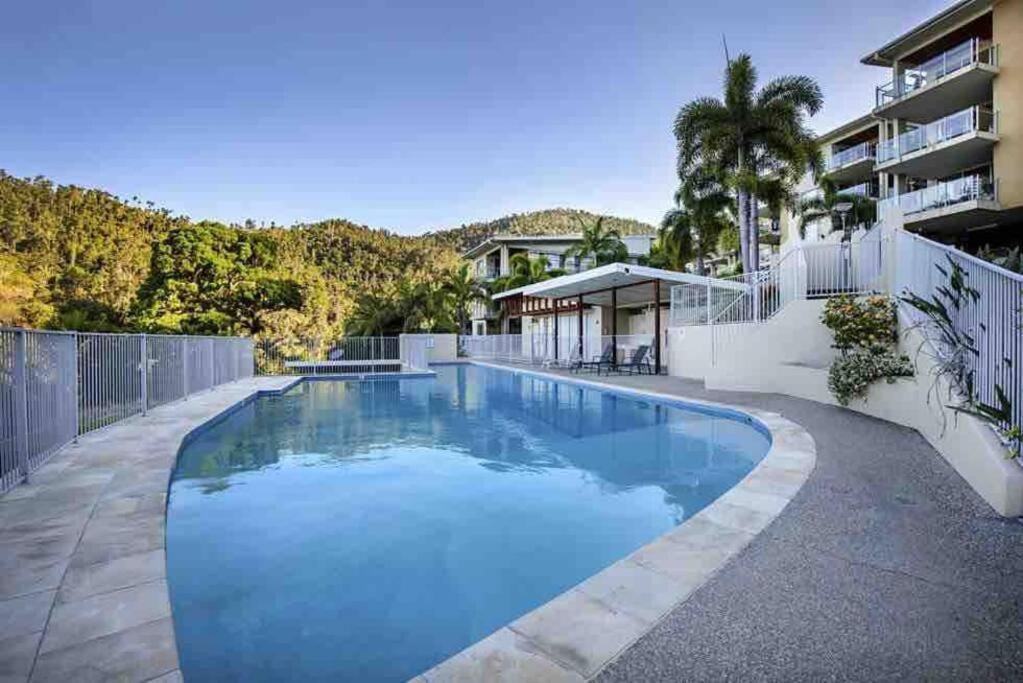 Whitsundays Ocean & Rainforest Views Airlie *