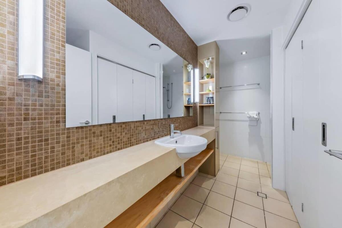 Marina Living With Whitsundays Lifestyle Apartment Airlie Beach