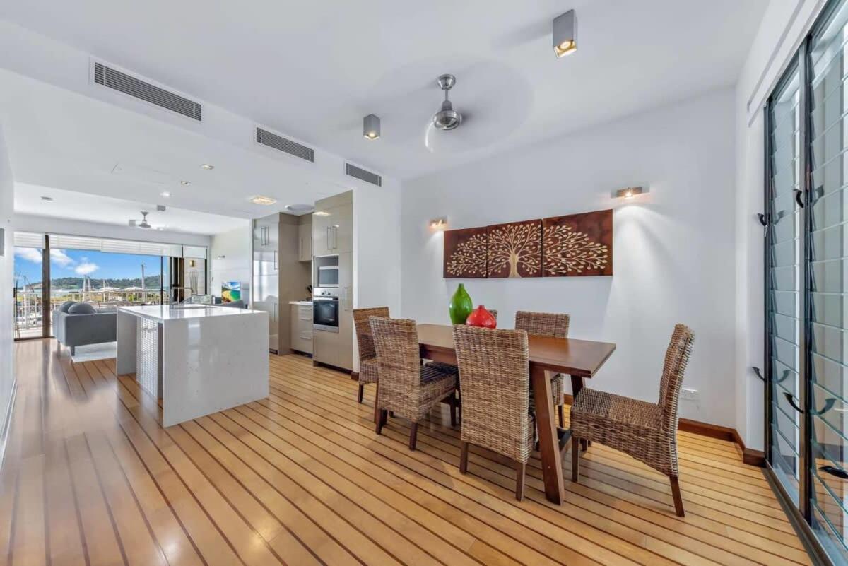Apartment Marina Living With Whitsundays Lifestyle Airlie Beach