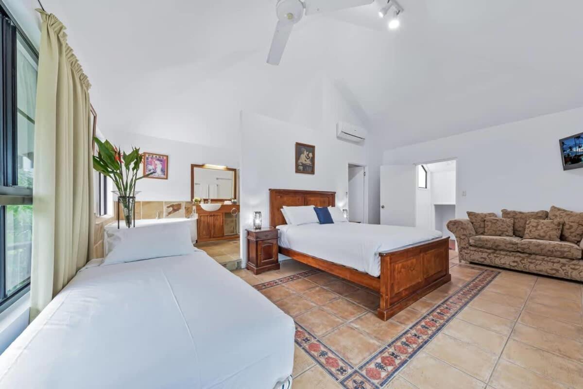 Day Dreaming - Mazlin House Holiday home *