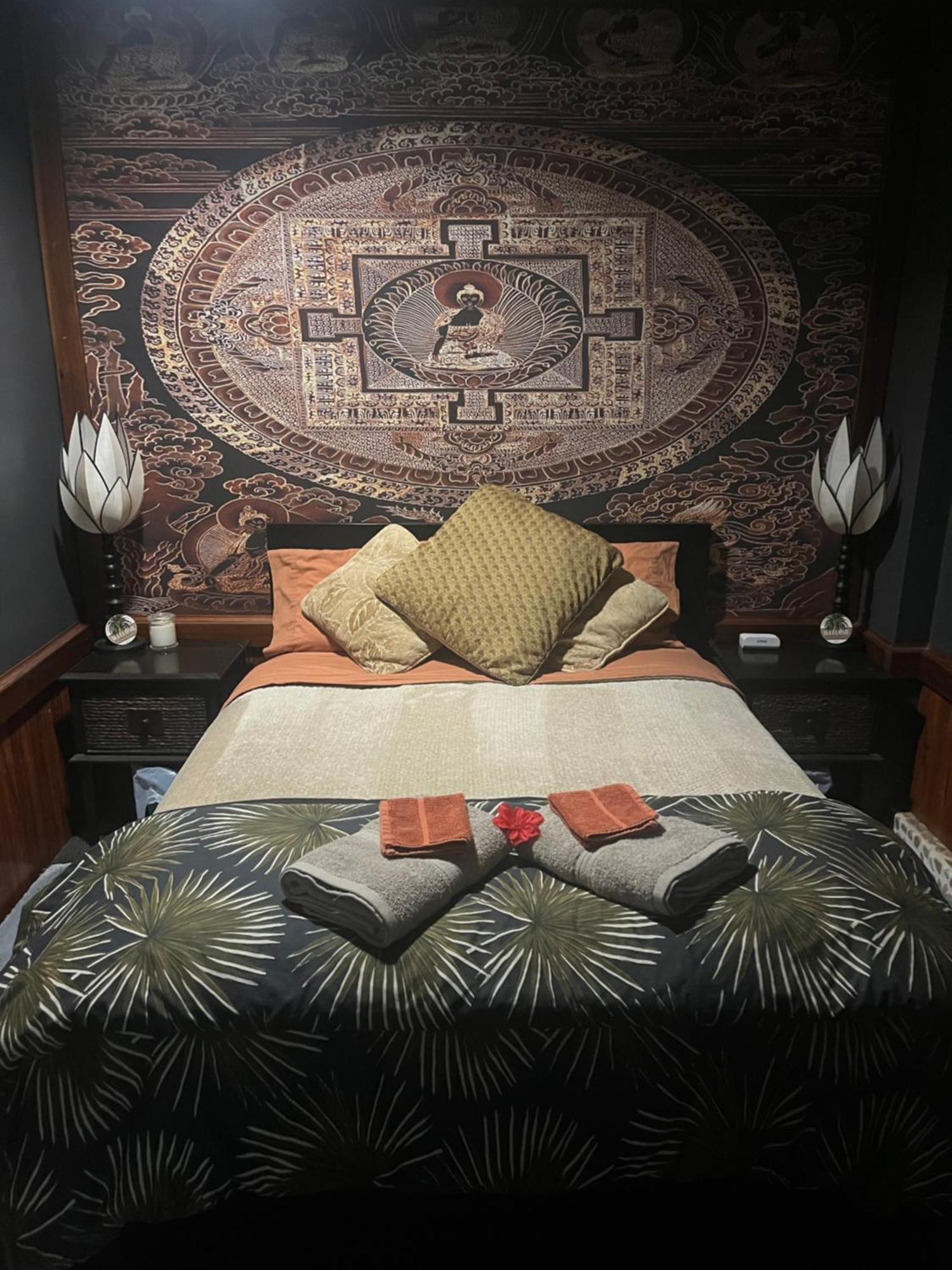 Bed & Breakfast Whitsundays Retreat